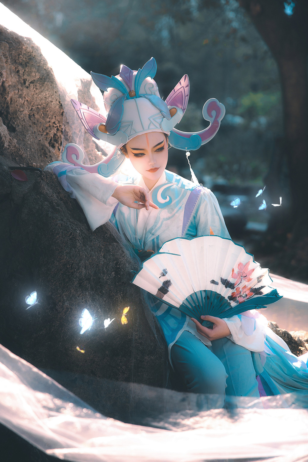 上官婉儿cosplay四舅拿支烟来