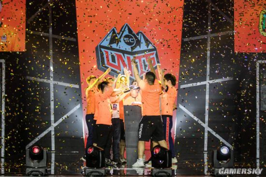 解说空降FIFA品类球迷嘉年华绿茵热爱从新出发