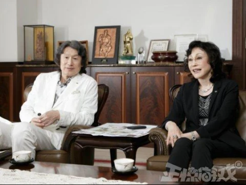 游戏界最强夫妻！仅靠二人做出1.7亿下载的游戏，一夜暴富身家上亿